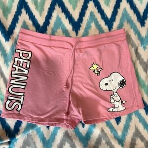 Peanuts snoopy lounge shorts